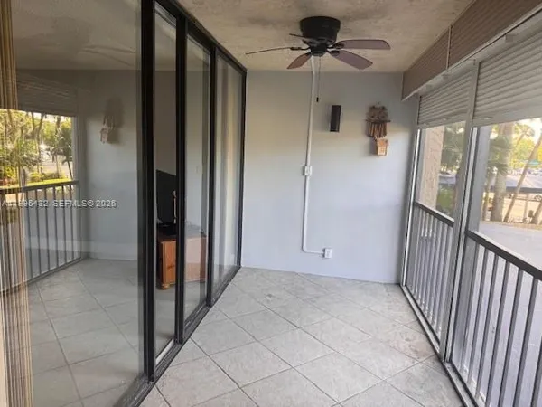 $2,750 | 16300 Golf Club Road, Unit 208, Weston, FL 33326