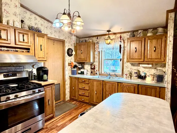 $189,900 | 419 South Capital Avenue, Athens, MI 49011