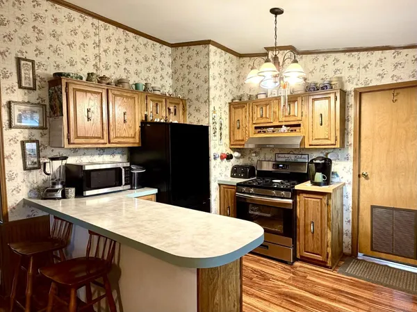 $189,900 | 419 South Capital Avenue, Athens, MI 49011