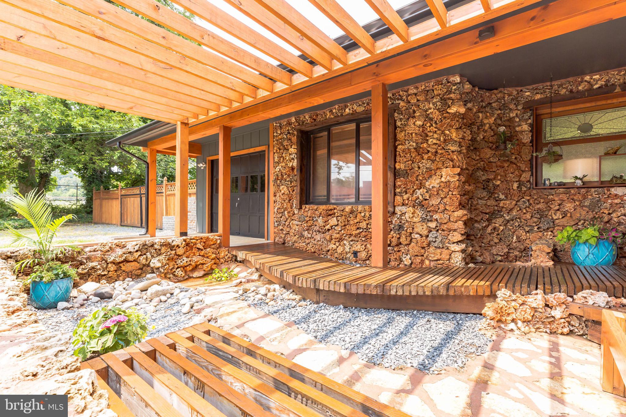 302 Edgemoor Avenue Pitman, NJ 08071 - Photo 3 of 35