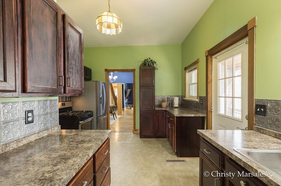 917 South Bridge Street Belding, MI 48809 - Photo 21 of 69 IMG_5693