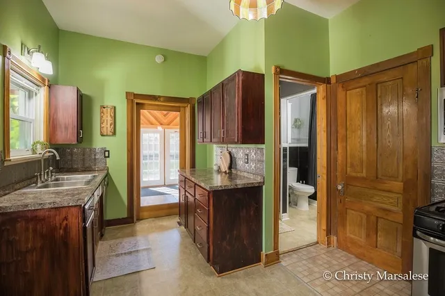 $200,000 | 917 South Bridge Street, Belding, MI 48809