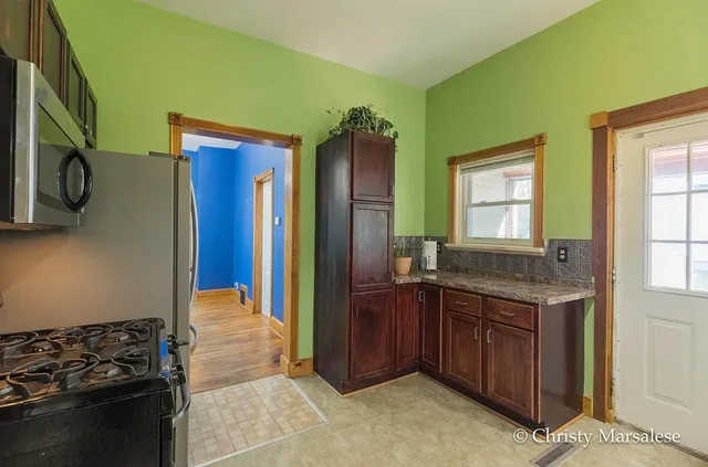 $200,000 | 917 South Bridge Street, Belding, MI 48809