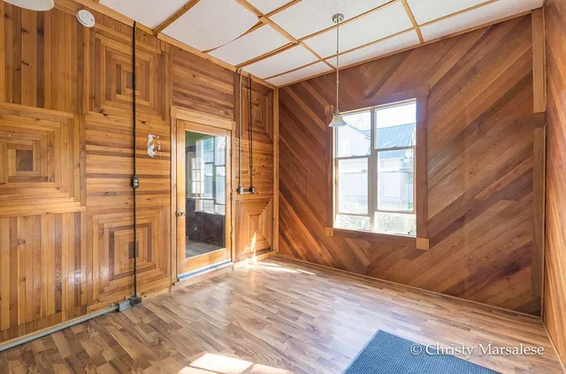 $200,000 | 917 South Bridge Street, Belding, MI 48809