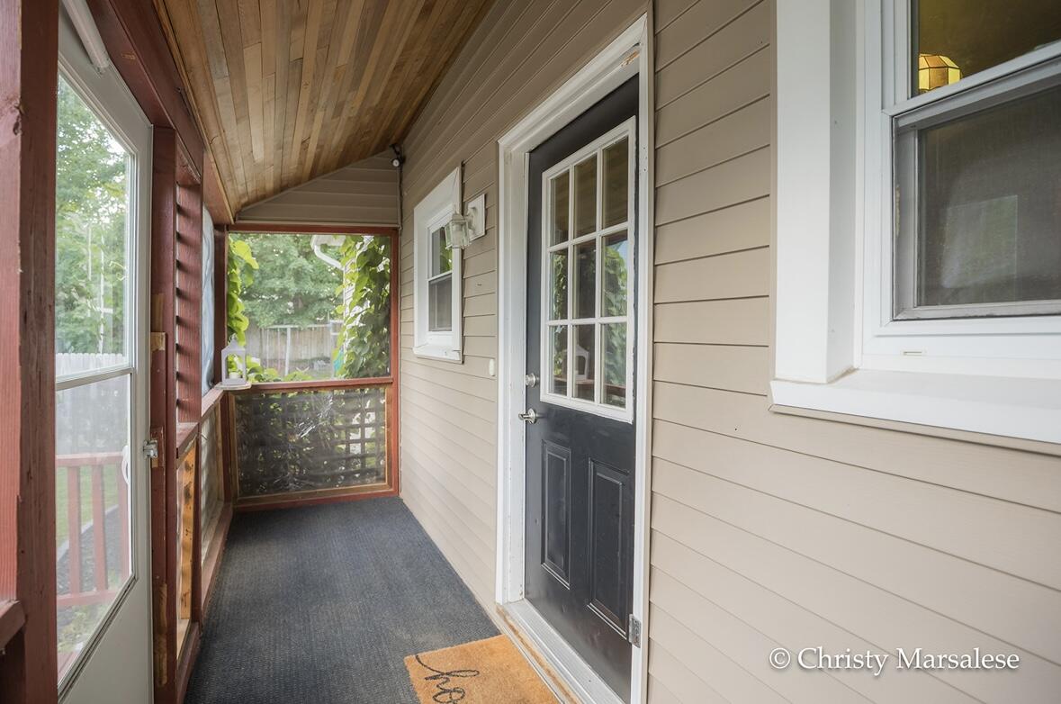 917 South Bridge Street Belding, MI 48809 - Photo 54 of 69 IMG_5733