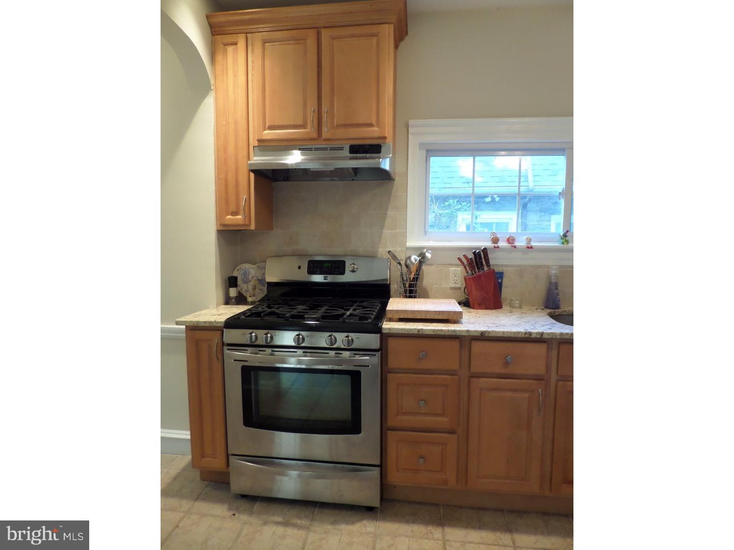 214 Hewett Road Wyncote, PA 19095 - Photo 13 of 24