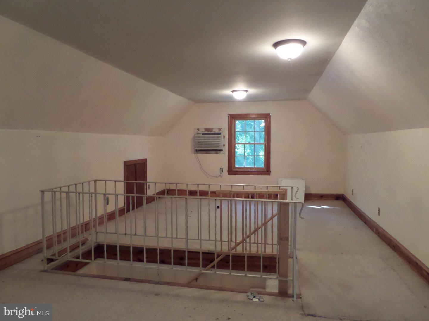 214 Hewett Road Wyncote, PA 19095 - Photo 23 of 24