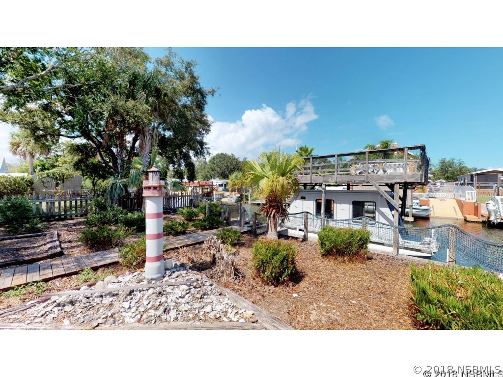 175 Lewis Street Edgewater, FL 32141 - Photo 3 of 17 Gallery Image 3