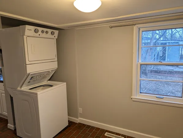 $168,900 | 1213 Irvine Avenue Northwest, Bemidji, MN 56601