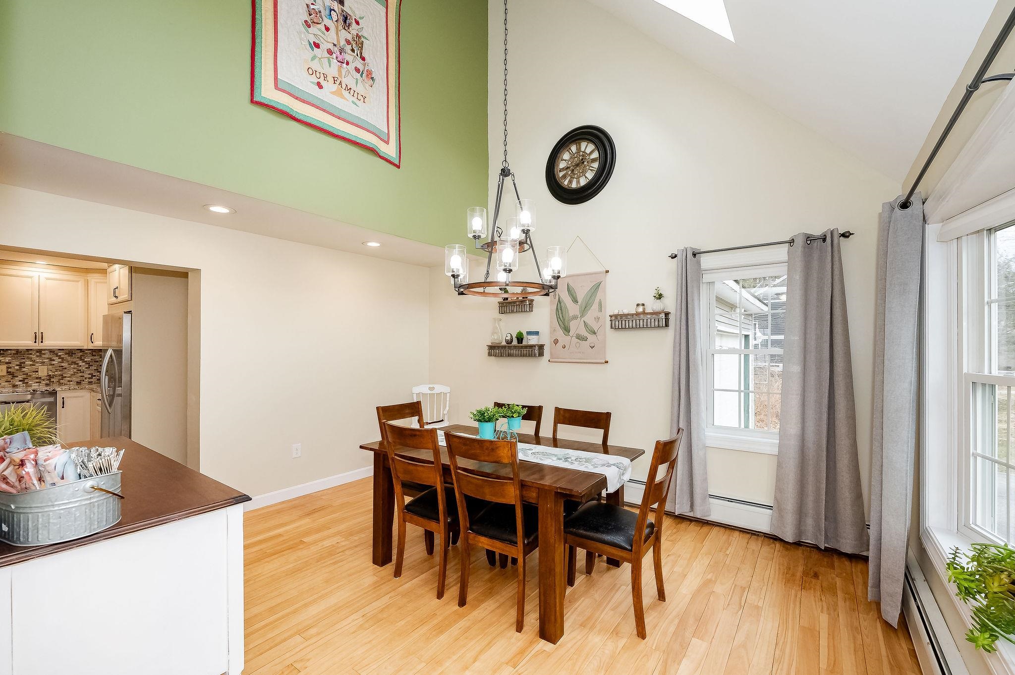 66 Ledgeview Drive Rochester, NH 03839 - Photo 5 of 40