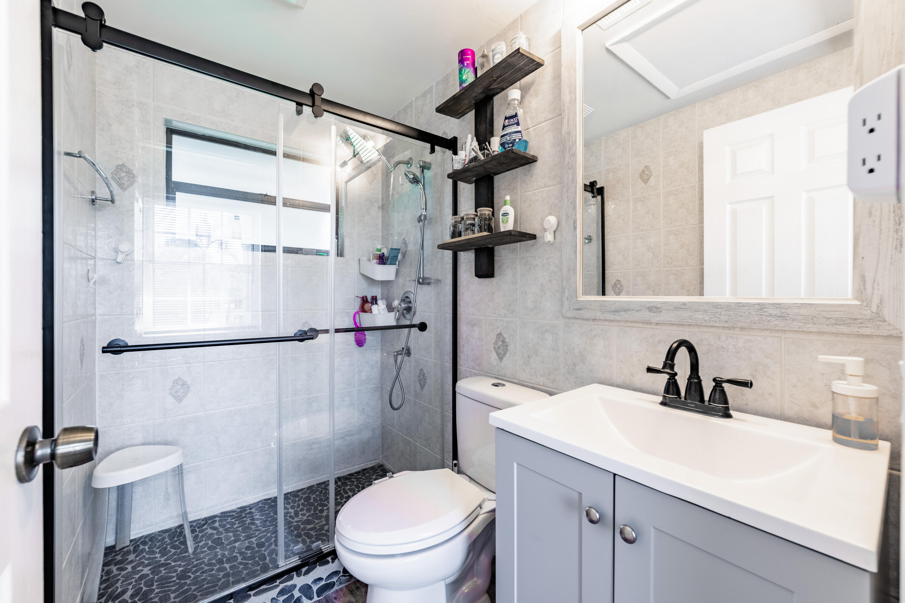 7100 Thompson Road Boynton Beach, FL 33426 - Photo 12 of 50 1st Bath