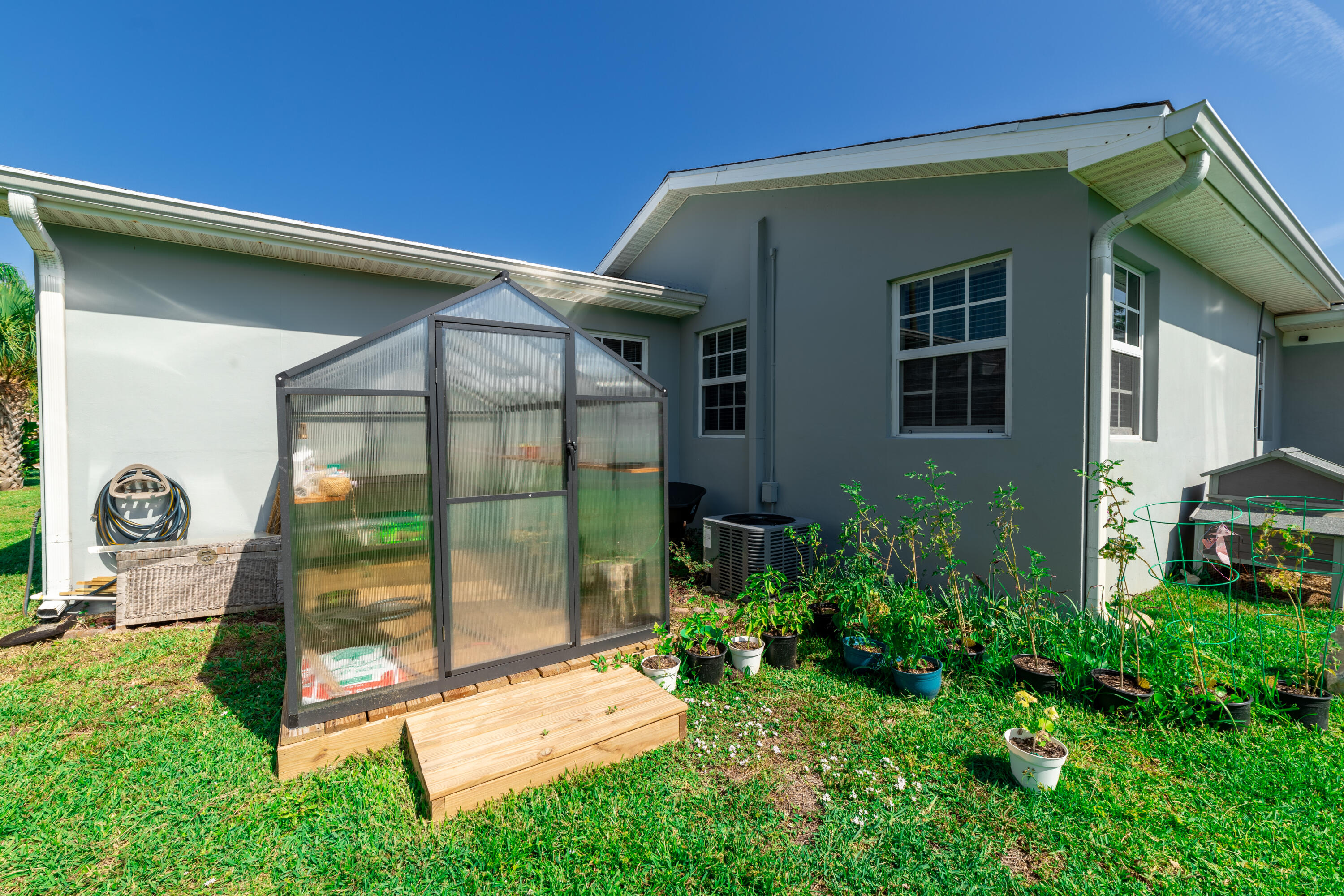 7100 Thompson Road Boynton Beach, FL 33426 - Photo 37 of 50 Greenhouse