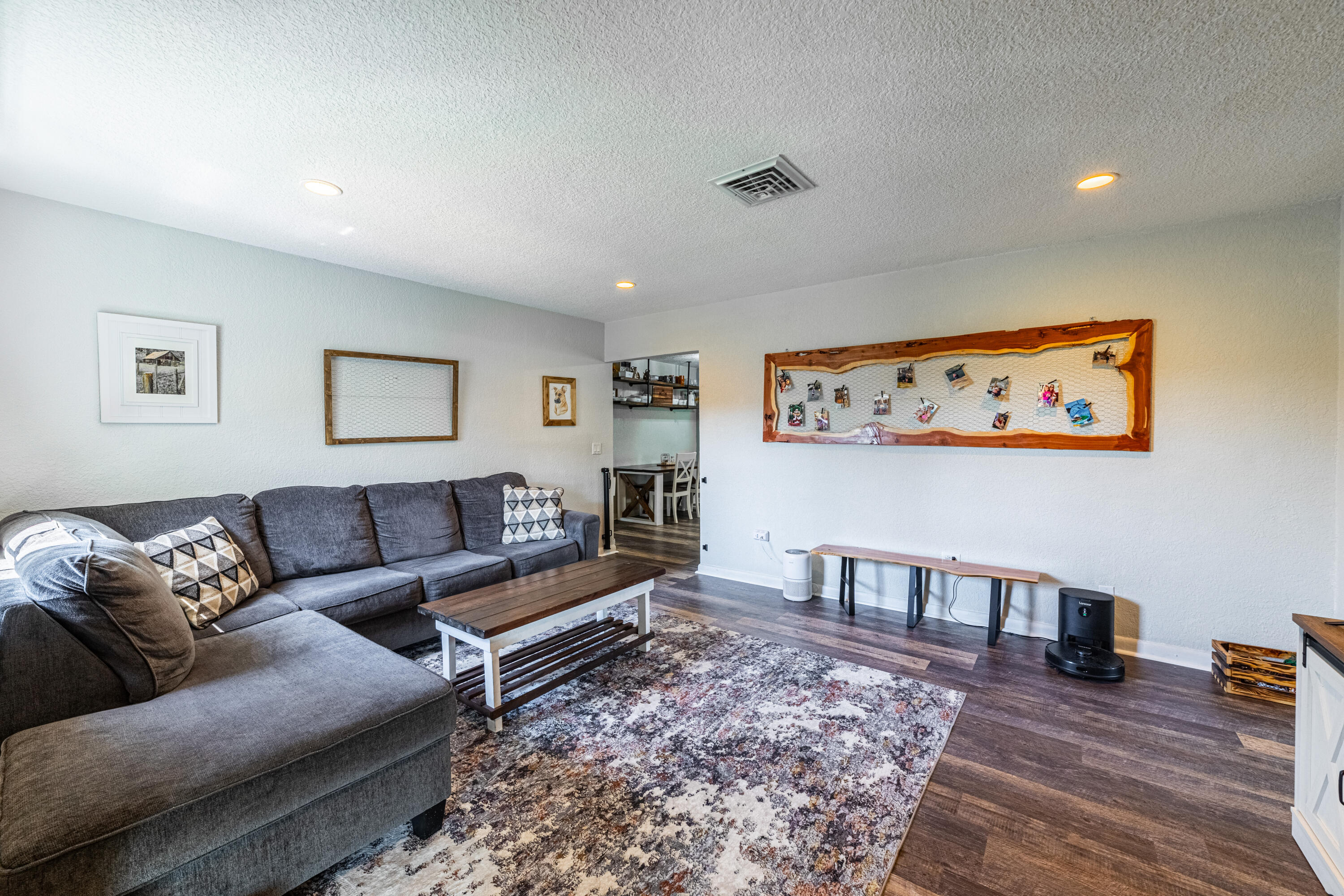 7100 Thompson Road Boynton Beach, FL 33426 - Photo 8 of 50 Living Room