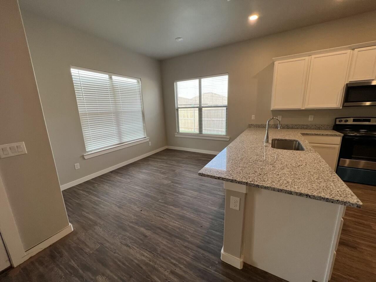 8914 20th Street Lubbock, TX 79407 - Photo 5 of 33 tempImageBziPOz