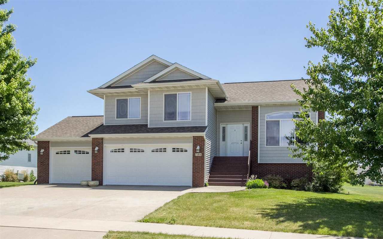 706 Wood Lily Road Solon, IA 52333 - Photo 1 of 25 Gallery Image 1