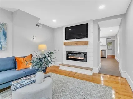 $595,000 | 42 School Street, Unit 2, Salem, MA 01970