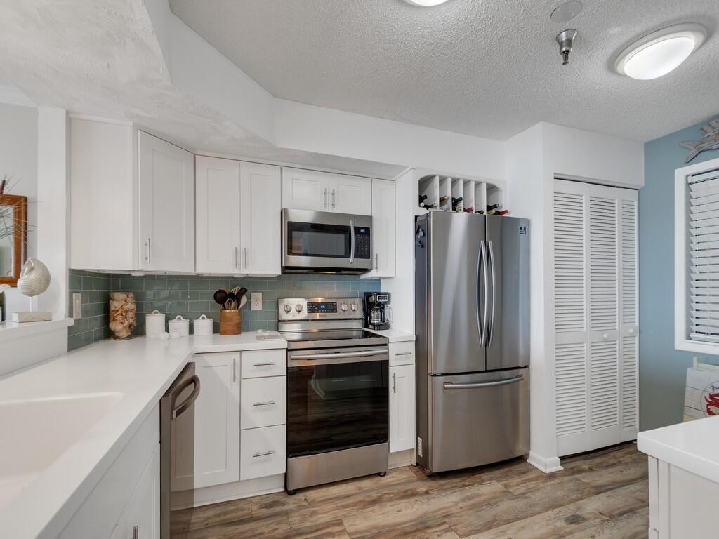 9612 Riverside Drive, Unit 203 Sebastian, FL 32958 - Photo 3 of 29 Image00002
