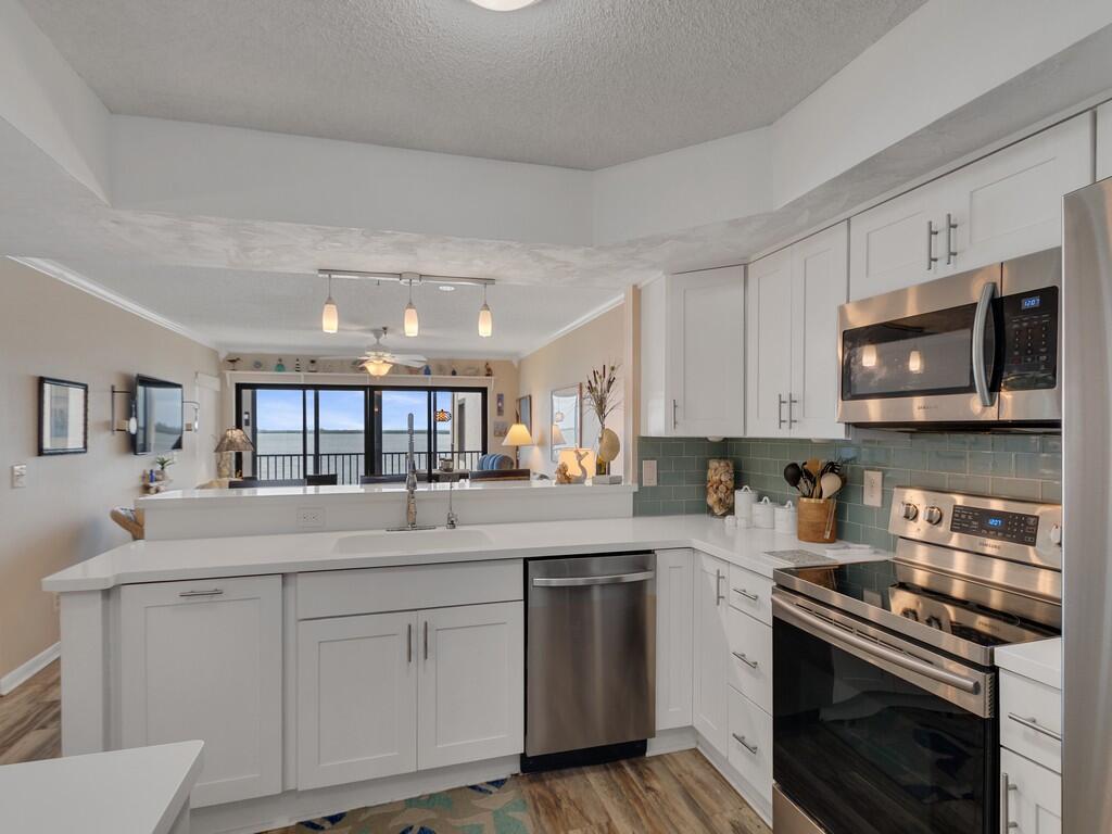 9612 Riverside Drive, Unit 203 Sebastian, FL 32958 - Photo 4 of 29 Image00003