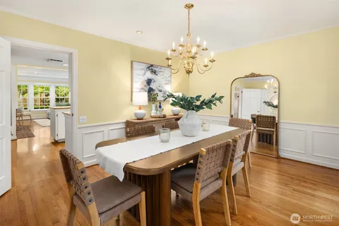 $2,998,000 | 8914 Southeast 56th Street, Mercer Island, WA 98040