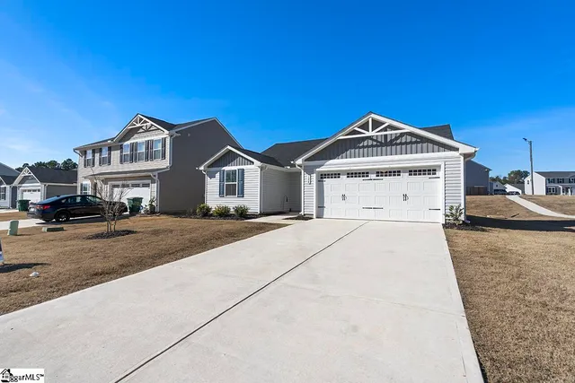 $225,900 | 124 Highland Sta Drive, Clinton, SC 29325