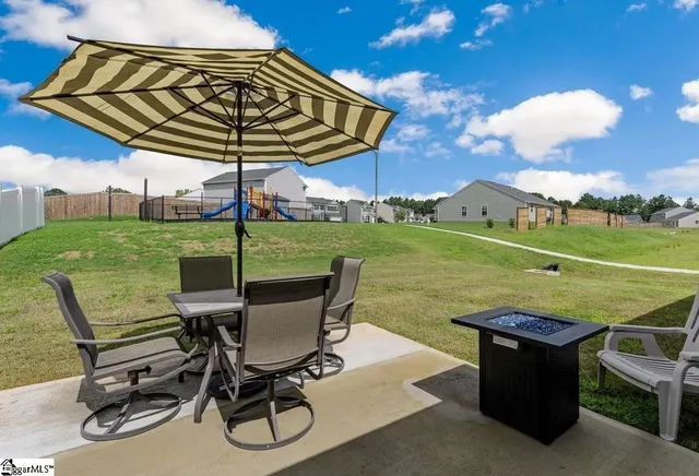 $225,900 | 124 Highland Sta Drive, Clinton, SC 29325