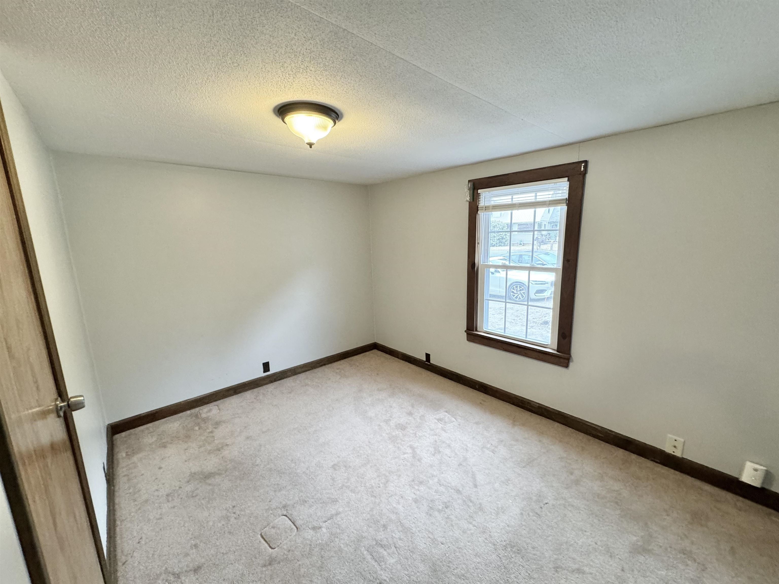 305 Richmond Road, Unit 1 Winchester, NH 03470 - Photo 10 of 18