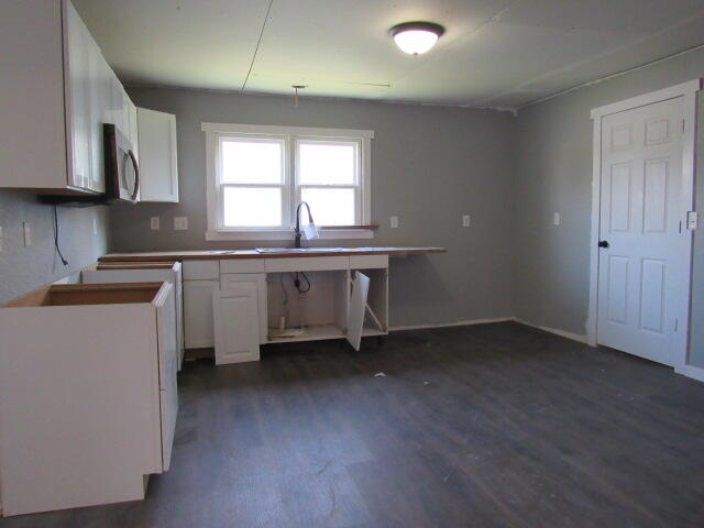 2114 East Cairo Street Springfield, MO 65802 - Photo 3 of 12 IMG_3424