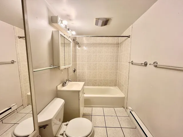 $2,800 | 337 Beacon Street, Unit 1, Boston, MA 02116