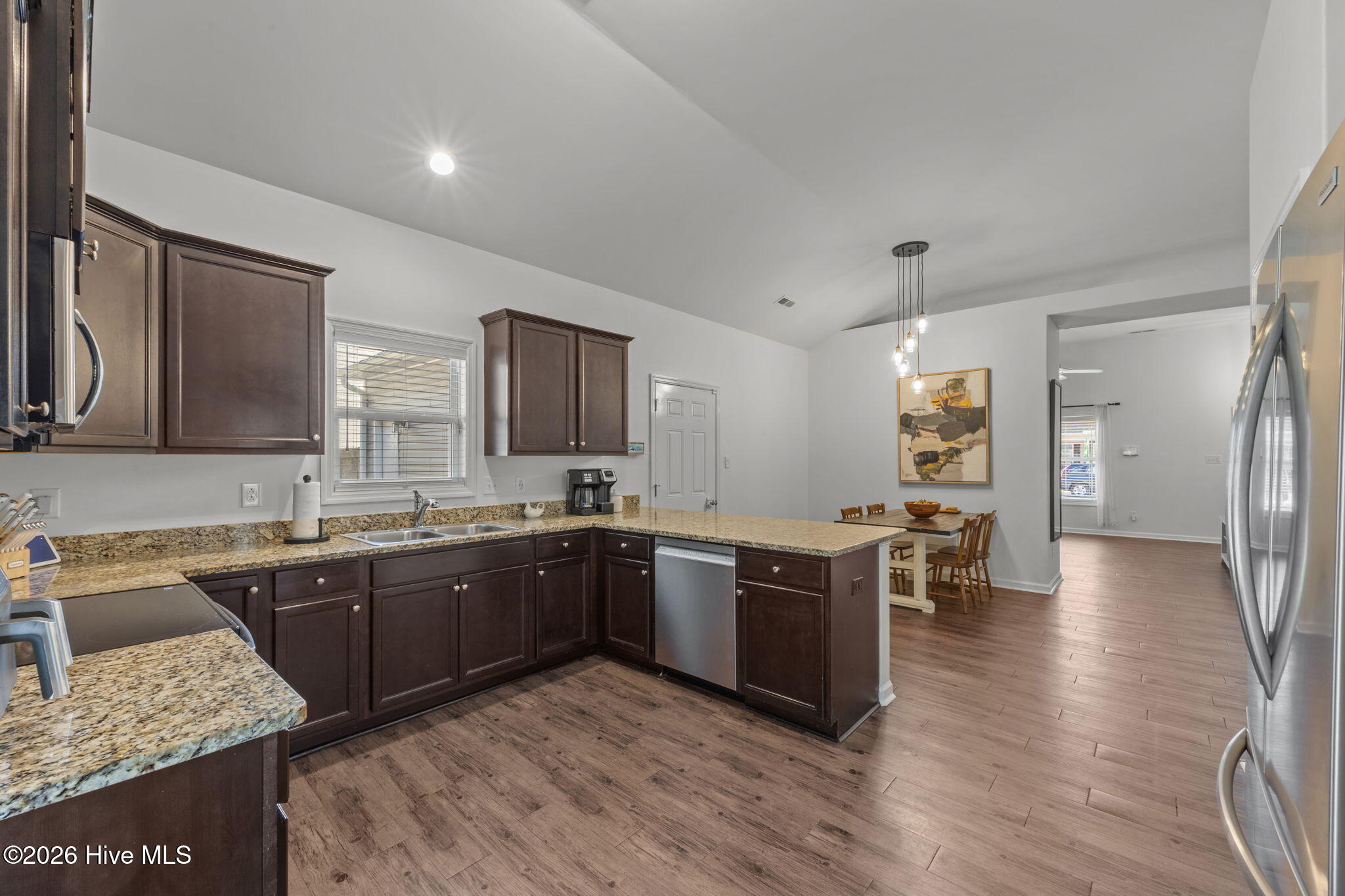 322 Station House Road New Bern, NC 28562 - Photo 17 of 36 Kitchen