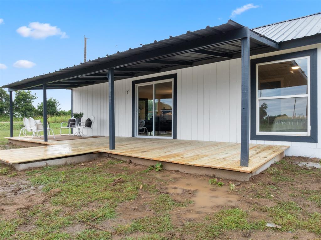 175 Hcr-4434 Itasca, TX 76055 - Photo 2 of 30 a view of a porch