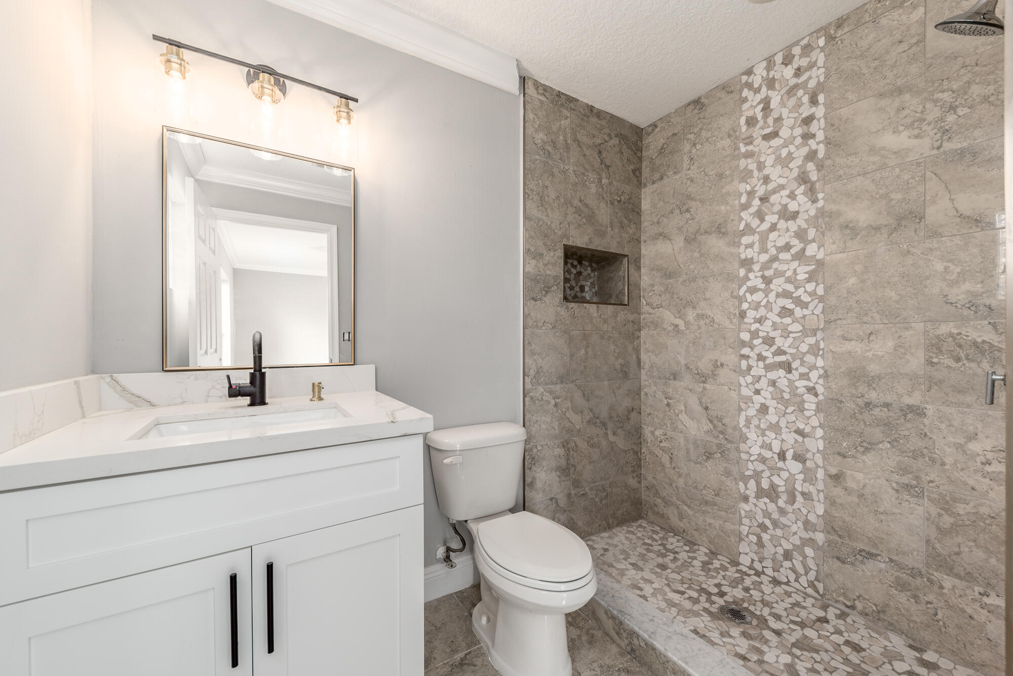 3989 Southwest Jarmer Road Port St. Lucie, FL 34953 - Photo 15 of 20 Apartment Bathroom