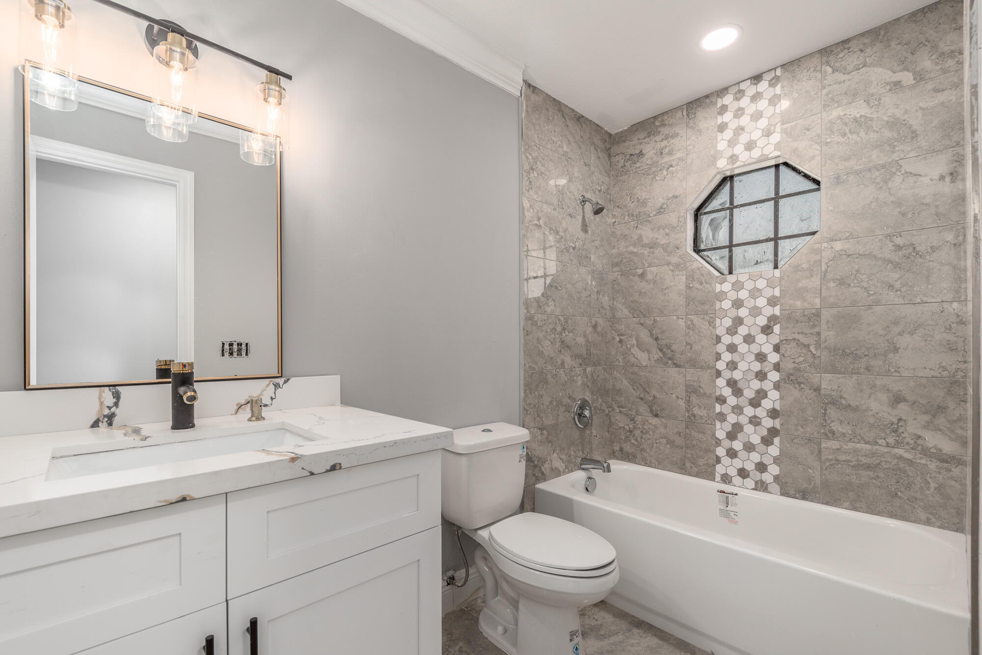 3989 Southwest Jarmer Road Port St. Lucie, FL 34953 - Photo 18 of 20 Second Bathroom.