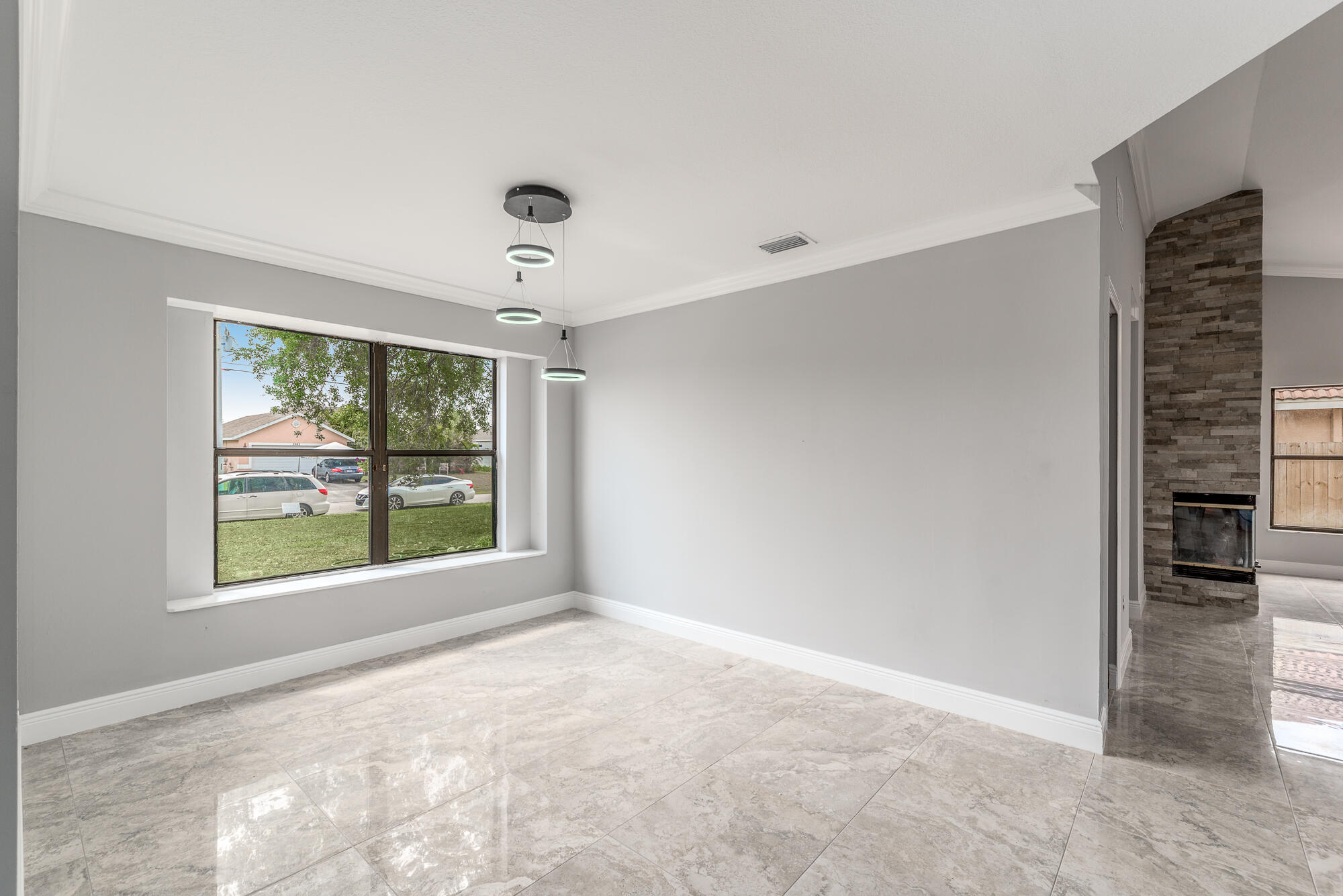 3989 Southwest Jarmer Road Port St. Lucie, FL 34953 - Photo 6 of 20 Dinning Room.