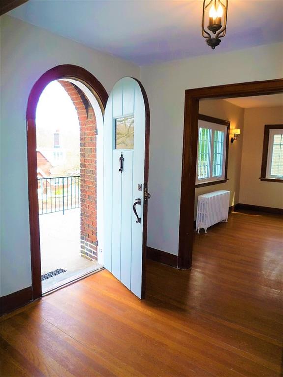 622 Cascade Road Forest Hills, PA 15221 - Photo 3 of 25 Gallery Image 3