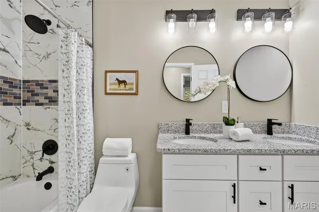 $295,000 | 519 Bismark Avenue, St. Louis, MO 63119