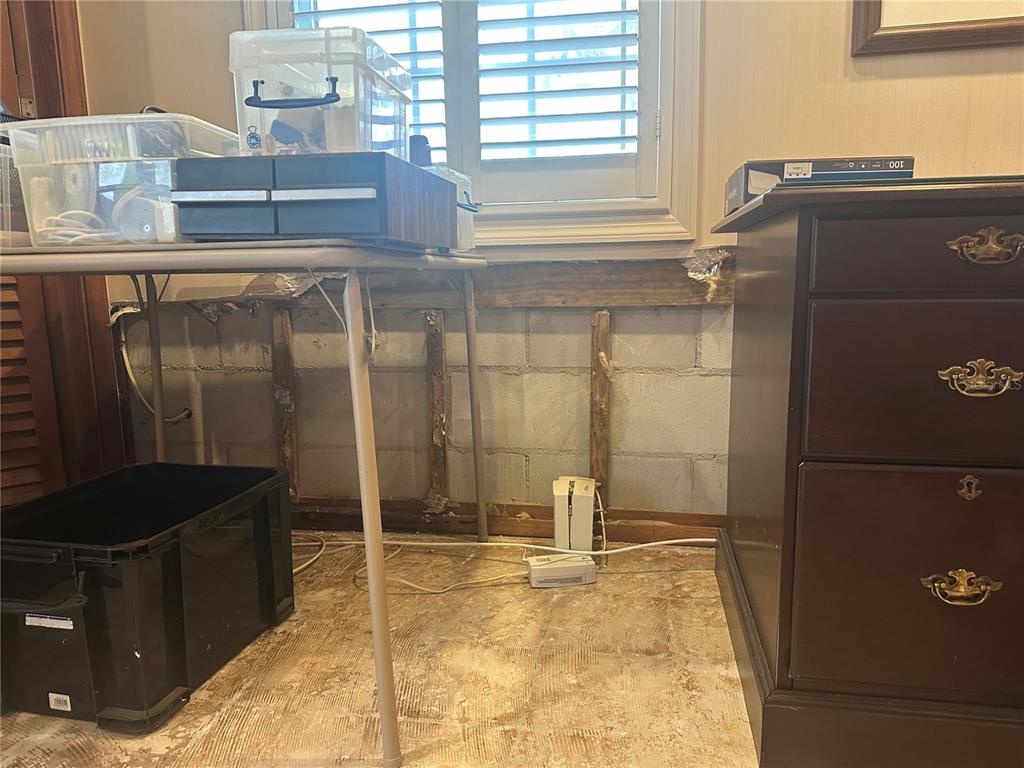 1506 South Sheridan Forest Drive Tampa, FL 33629 - Photo 36 of 41 a bathroom with a granite countertop shower and a sink