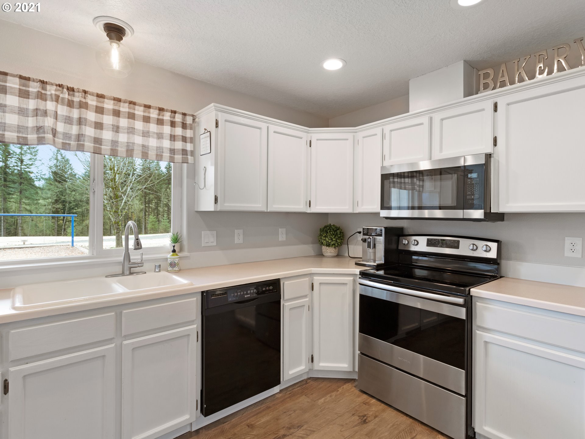 26701 Northeast Berry Road Battle Ground, WA 98604 - Photo 11 of 32 Gallery Image 11