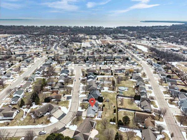 $374,900 | 1248 Deer Haven Drive, Menasha, WI 54952