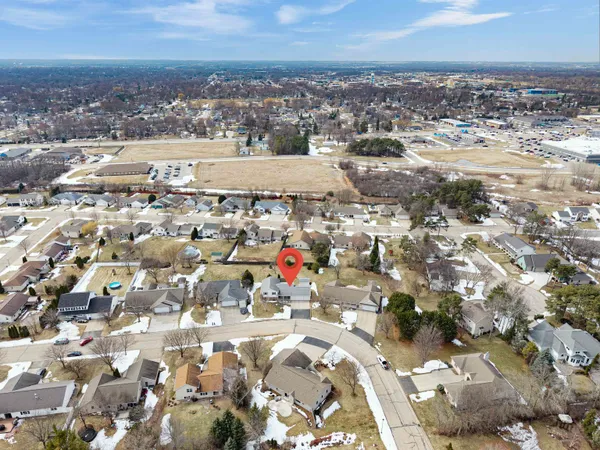 $374,900 | 1248 Deer Haven Drive, Menasha, WI 54952