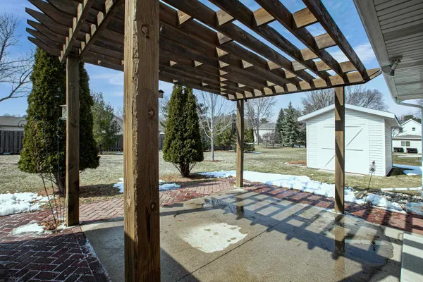 $374,900 | 1248 Deer Haven Drive, Menasha, WI 54952