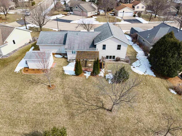 $374,900 | 1248 Deer Haven Drive, Menasha, WI 54952