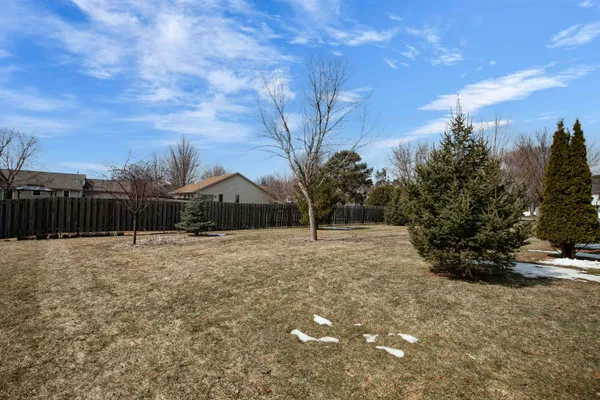$374,900 | 1248 Deer Haven Drive, Menasha, WI 54952