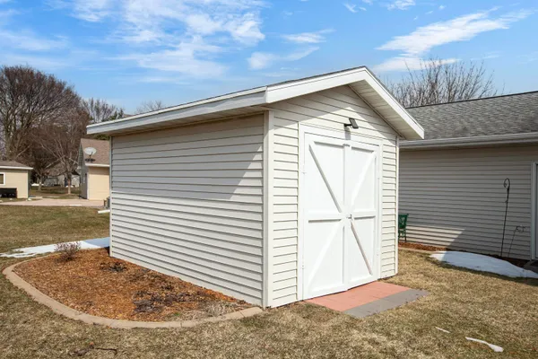 $374,900 | 1248 Deer Haven Drive, Menasha, WI 54952