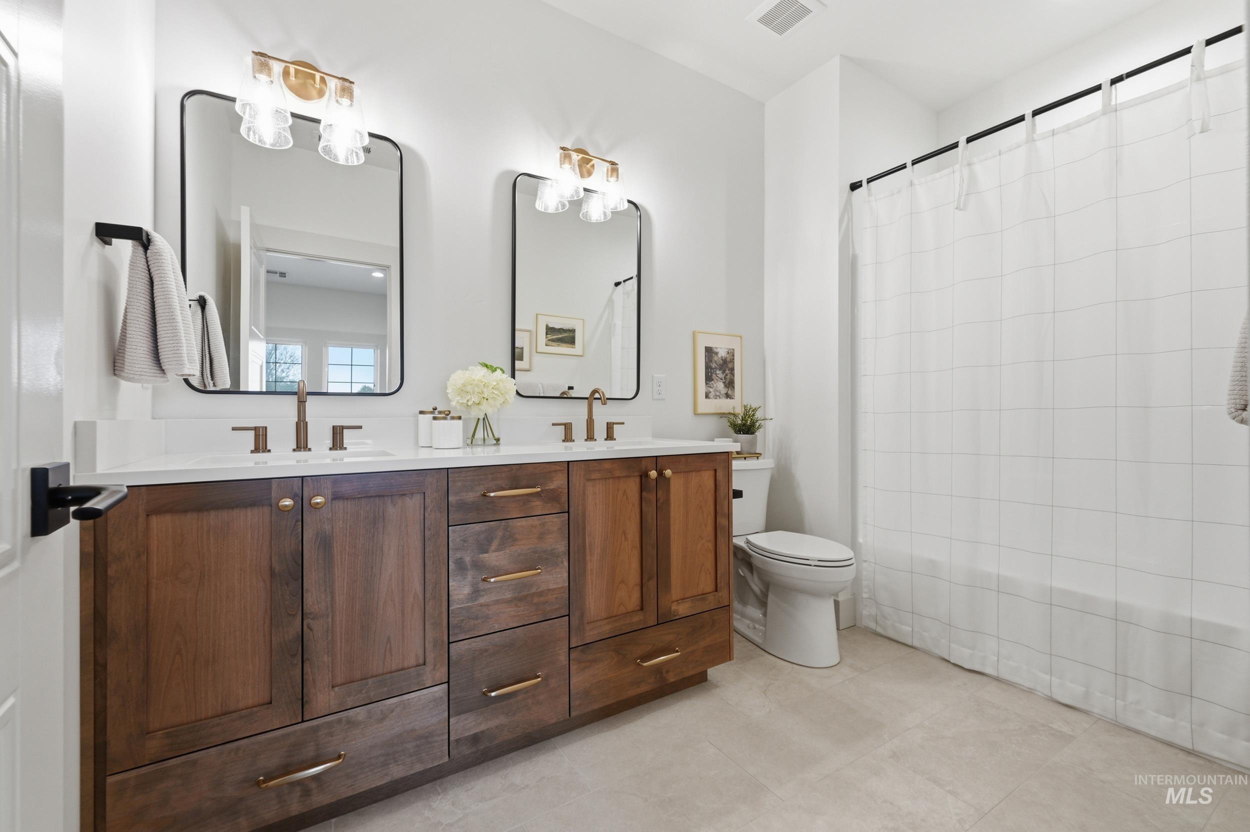 24921 Belgian Way Middleton, ID 83644 - Photo 32 of 33