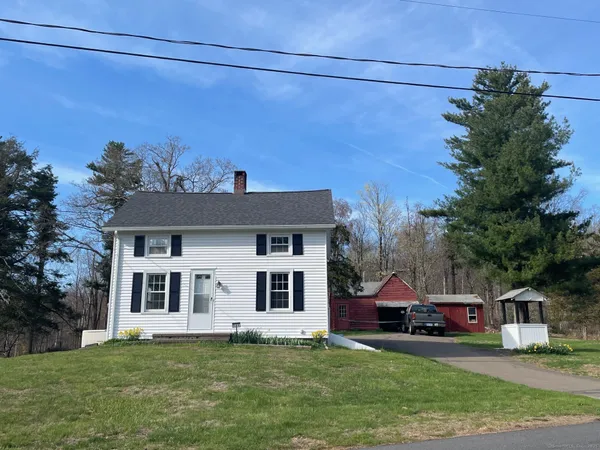 $2,300 | 161 Hoadley Road, Bethany, CT 06524