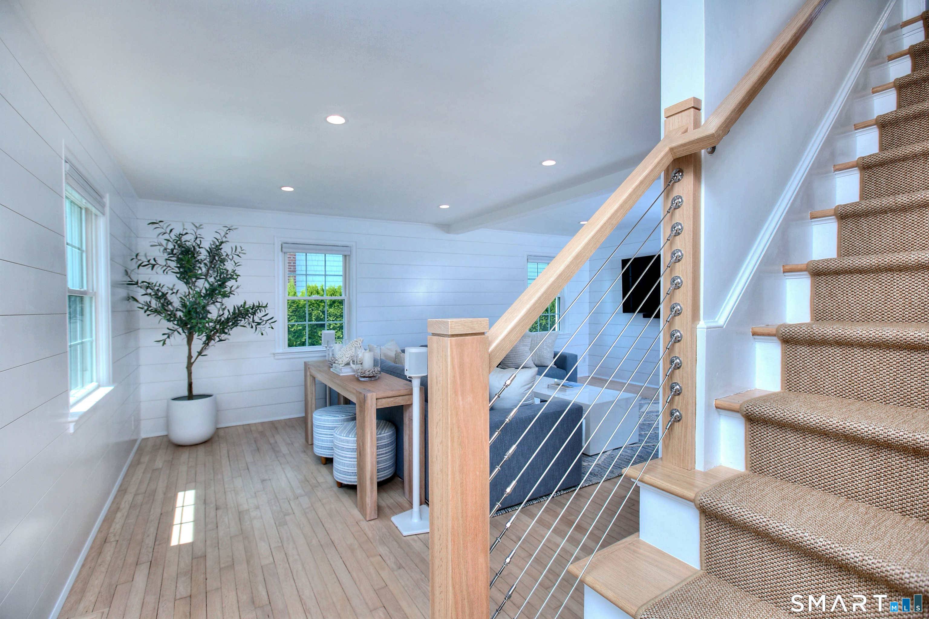 537 Penfield Road Fairfield, CT 06824 - Photo 21 of 39 Modern but classic details throughout