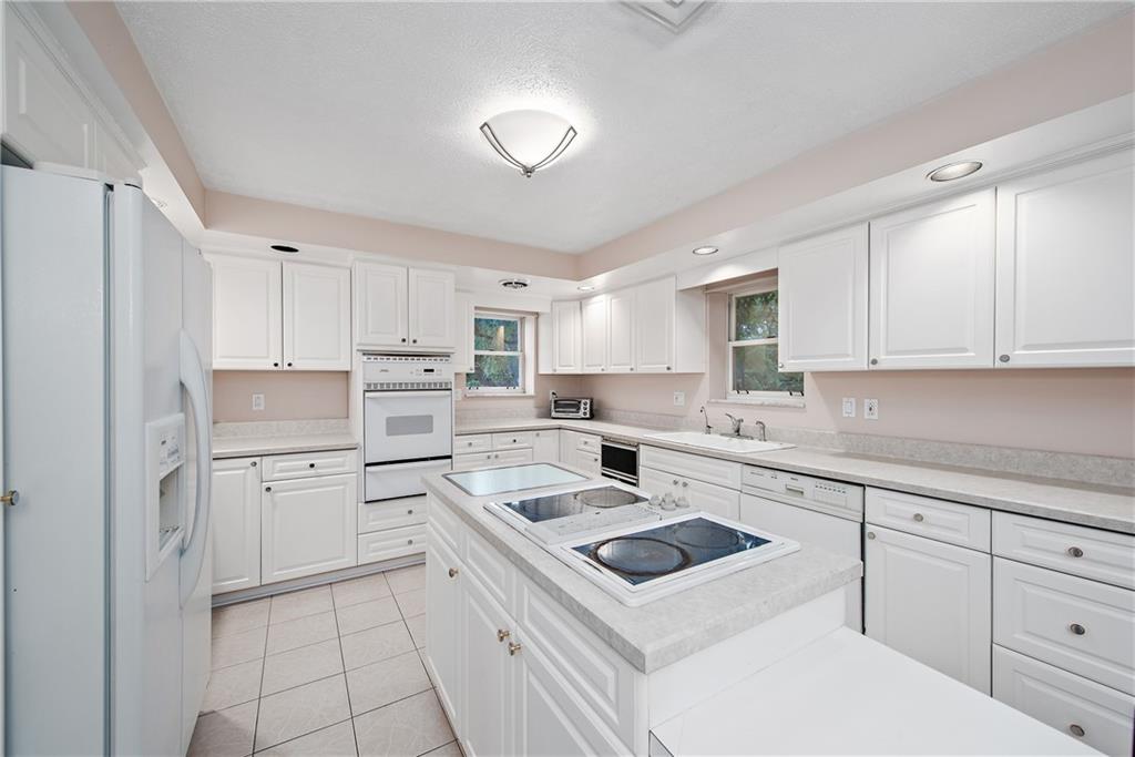 2121 Magnolia Street Pittsburgh, PA 15212 - Photo 8 of 23