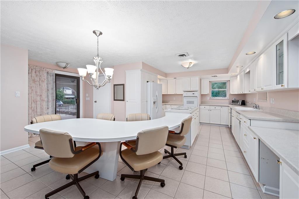 2121 Magnolia Street Pittsburgh, PA 15212 - Photo 9 of 23