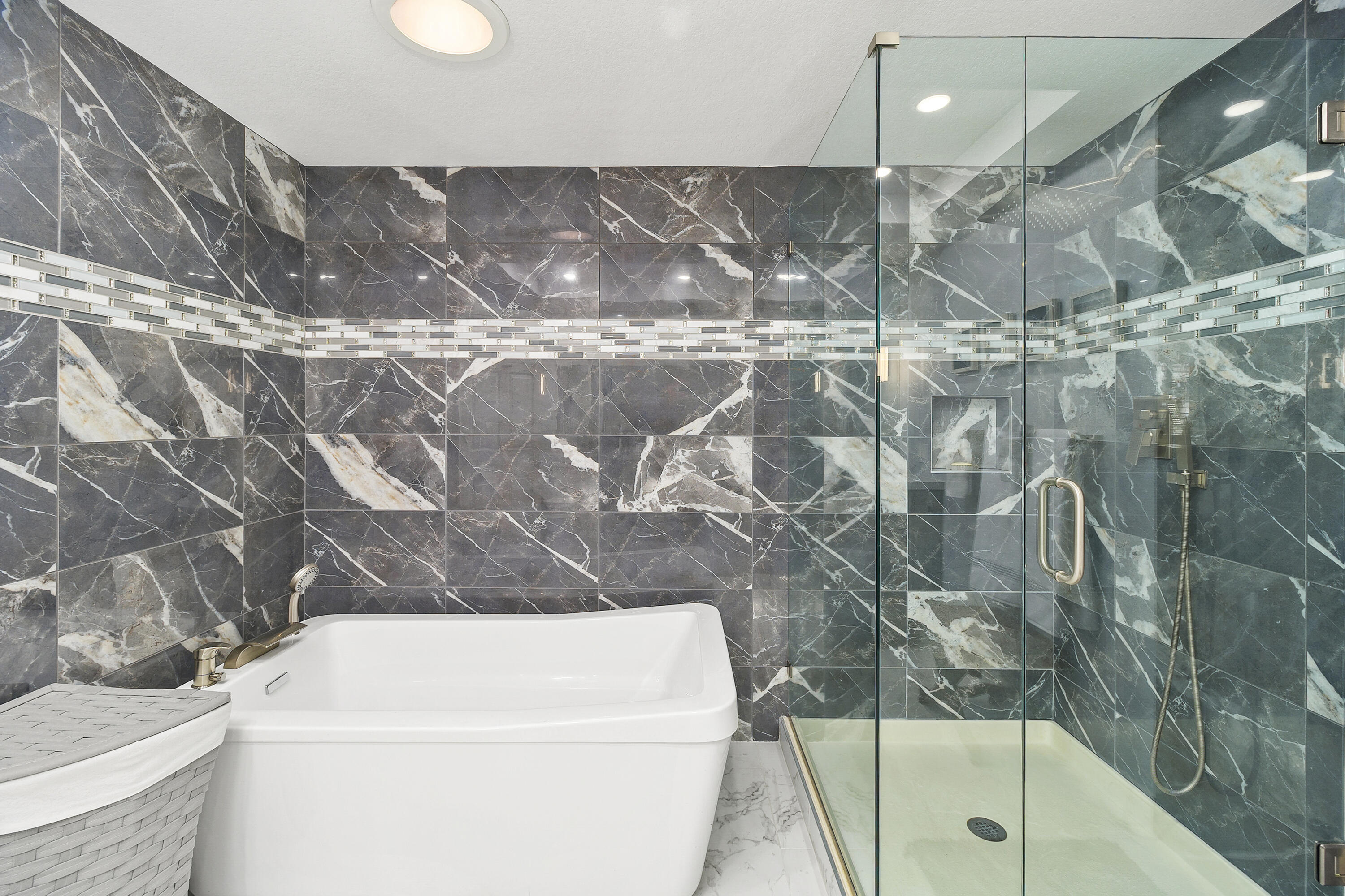 43 Conejo Circle Palm Desert, CA 92260 - Photo 20 of 58 177399-EI-123