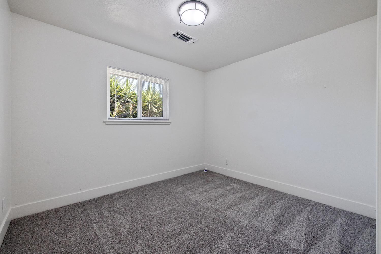 1005 Austin Street Madera, CA 93638 - Photo 19 of 28